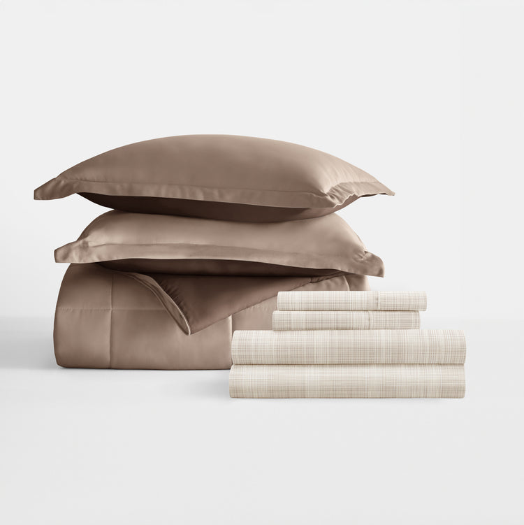 Chocolate/Taupe Reversible Comforter with Thatch Ray Pattern Sheets