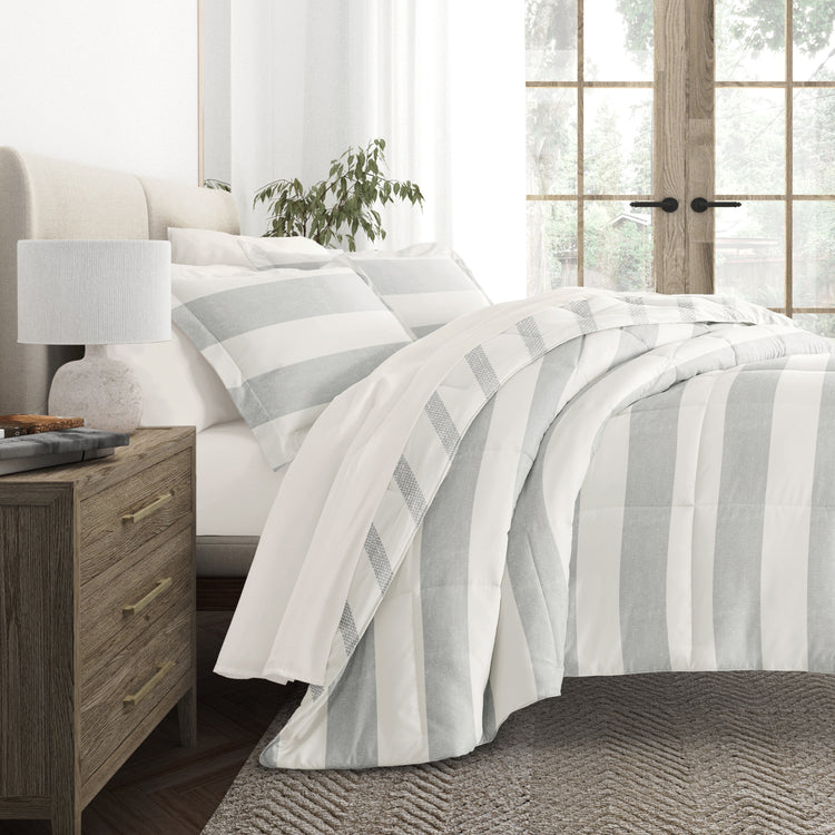 Distressed Stripe Light Blue with Ivory Sheets