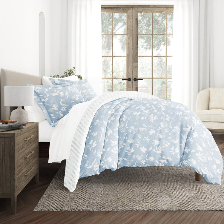 Country Home Light Blue with White Sheets.Bedding Bundle: Patterned Duvet Cover Set, White Comforter and Solid Sheet Set