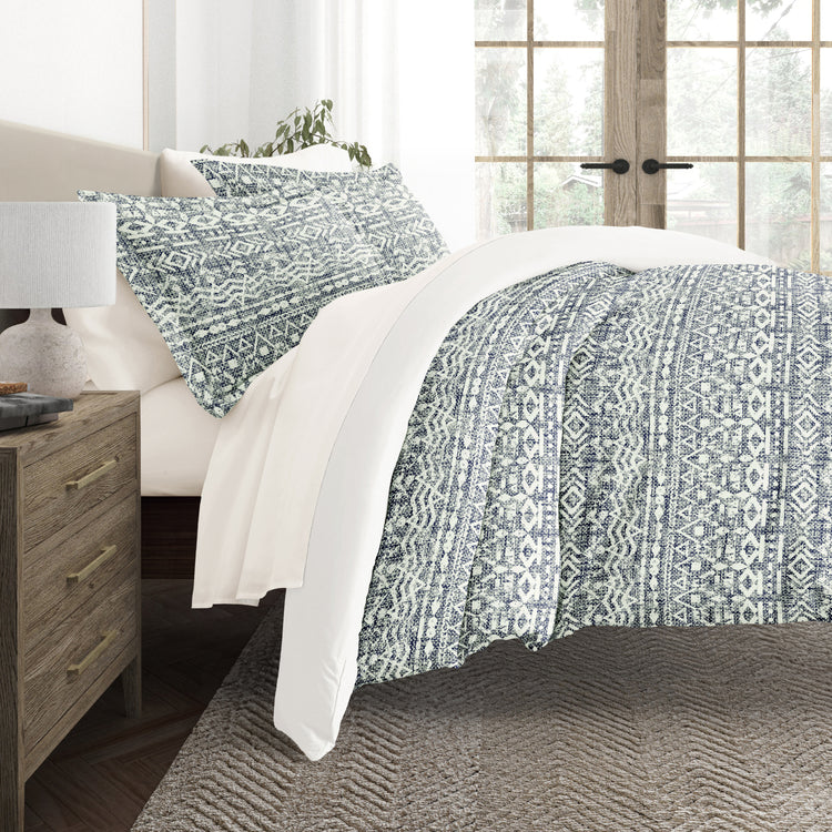 Modern Rustic Navy with Ivory Sheets.Bedding Bundle: Patterned Duvet Cover Set, White Comforter and Solid Sheet Set