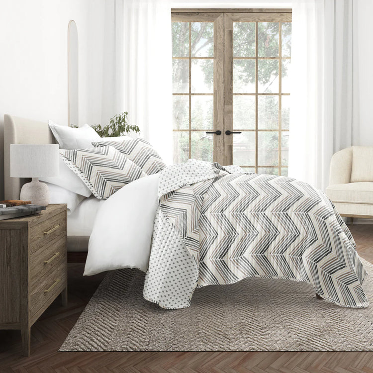 Painted Chevron Pattern Reversible Quilted Coverlet Set Light Gray - With Solid Sheet Set Light Gray
