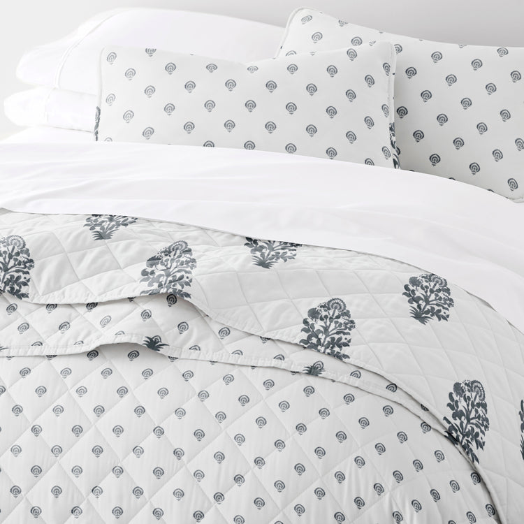 Bloom Quilt Set with Shams Reversible Dusk Blue