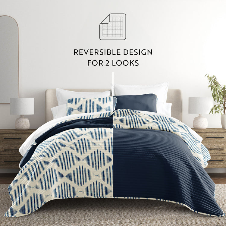 Diamond Pattern Quilt Set with Shams Reversible Navy