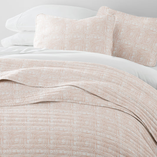 Geometric Maze Quilt Set with Shams Reversible Apricot