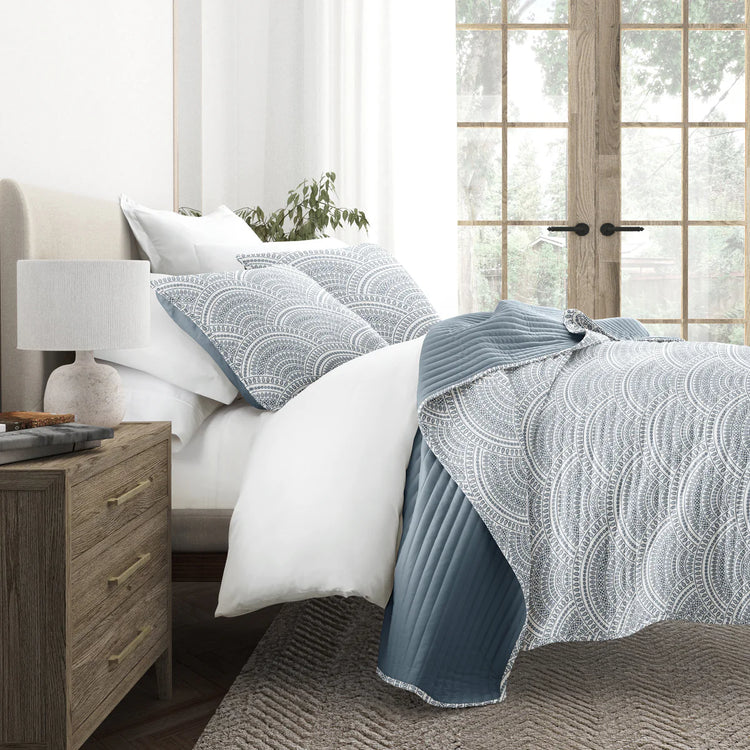 Pattern Quilt Coverlet Set Dusk Blue - With Solid Sheet Set Light Blue